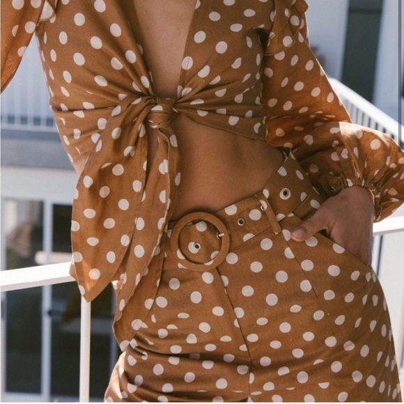 CHARLIE HOLIDAY
Nyla Tie-Front Crop Top spot size XL - Picture 5 of 5